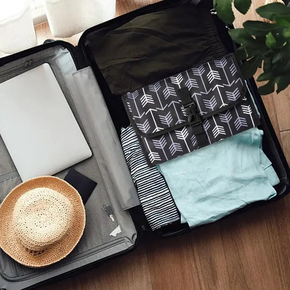 Portable Baby Changing Pad with Pockets Waterproof Travel Diaper Changing Station Kit for infant outdoor Gifts